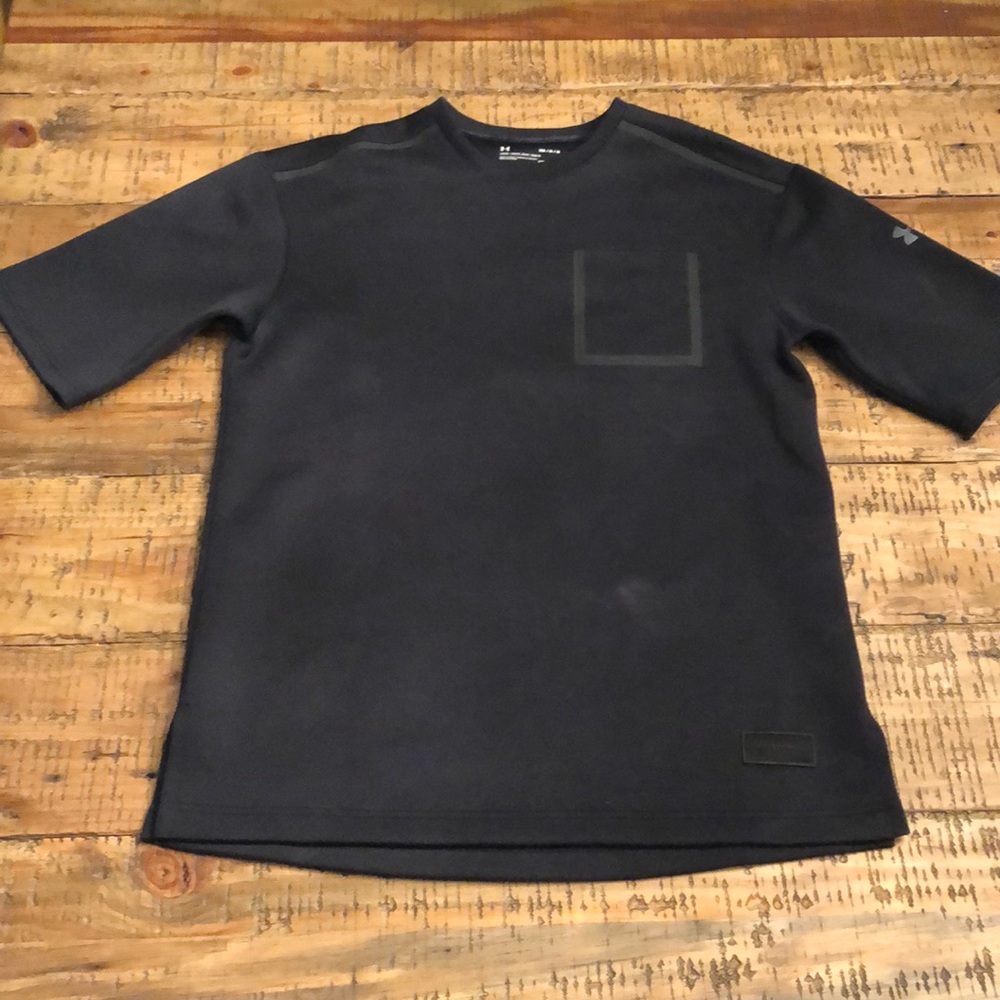 Short sleeve fleece top